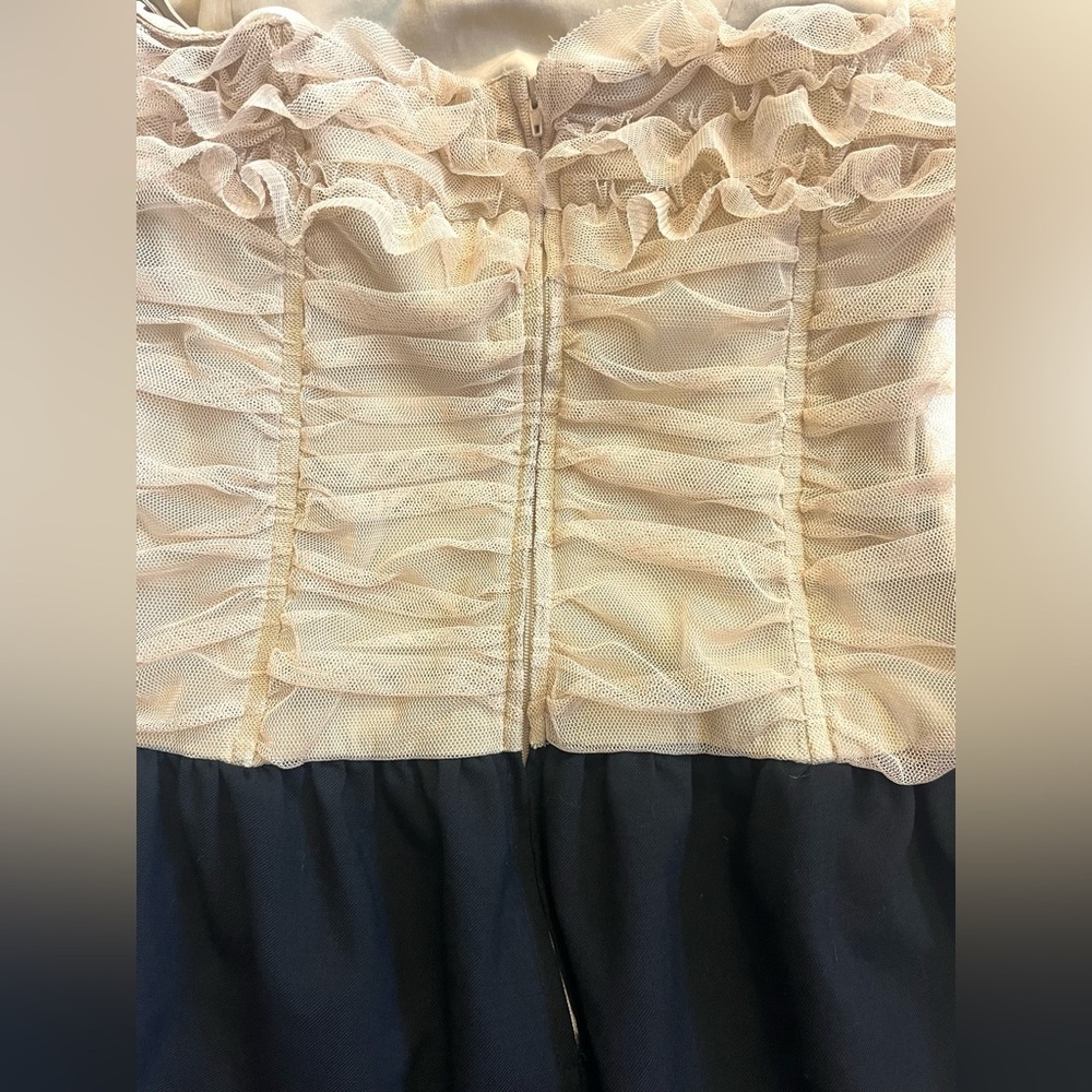 Elizabeth and James Elegant Black and Tan Strapless Wool Lace Mini Dress Size 6 - Picture 12 of 16